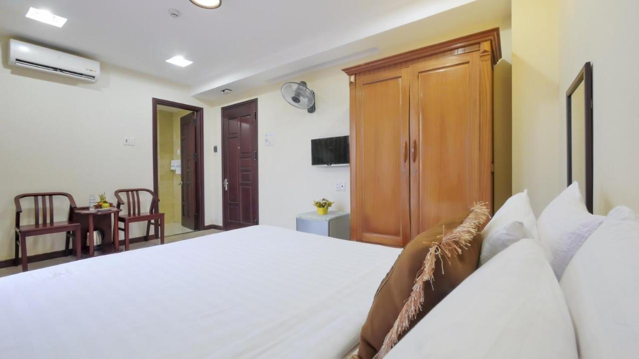 Hava Hotel Danang Екстер'єр фото